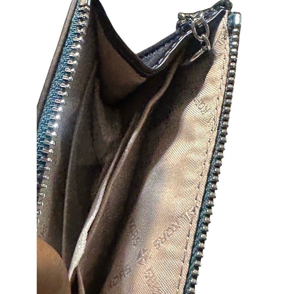 New with tags $188 Michael Kors Metallic Blue Leather Pouch Zipper Key Ring - Picture 10 of 15